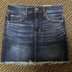 American Eagle Denim Skirt Size 4- High Rise Mini